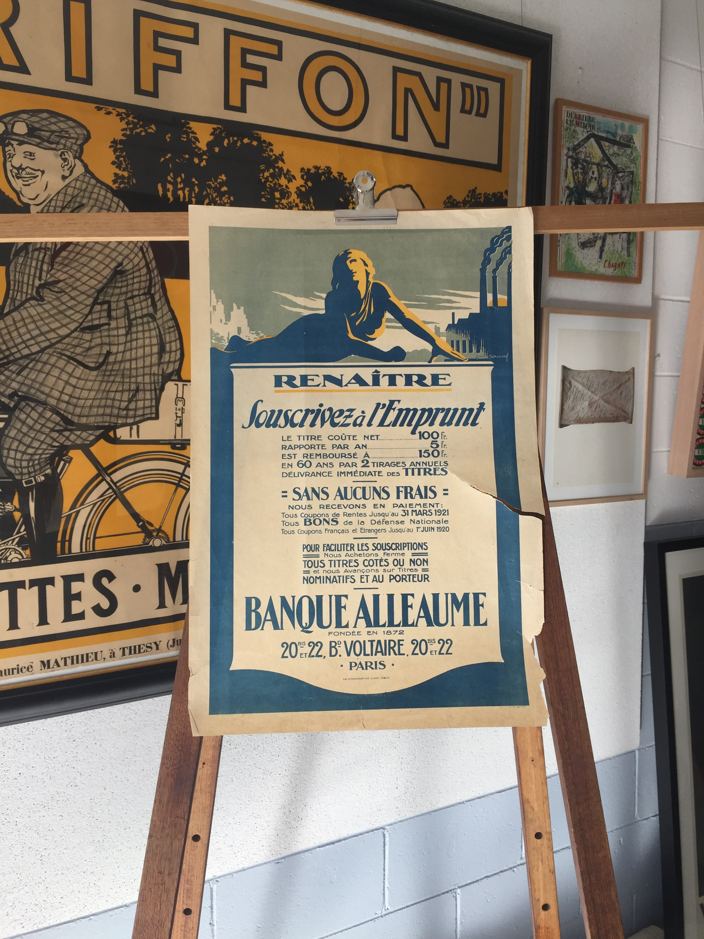 Renaître, Souscrivez à l’Emprunt by Rene Roussel