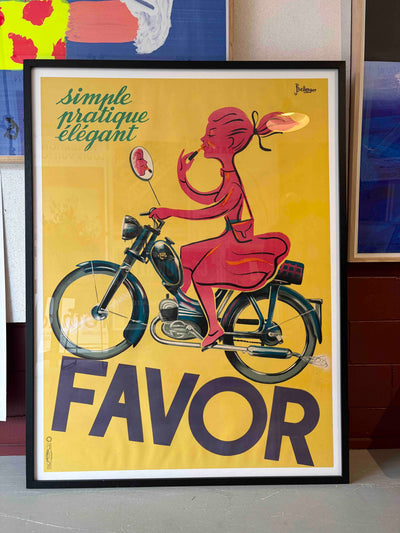Favor Girl by Pierre Bellenger